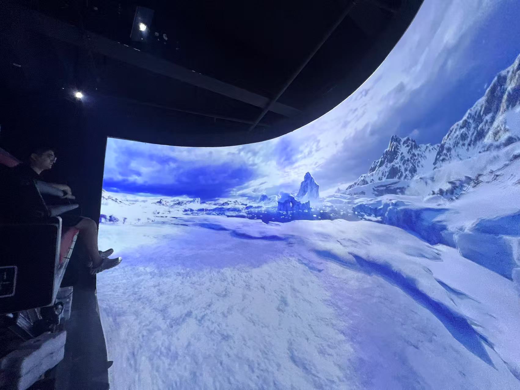 Sun City Flying Theater overview